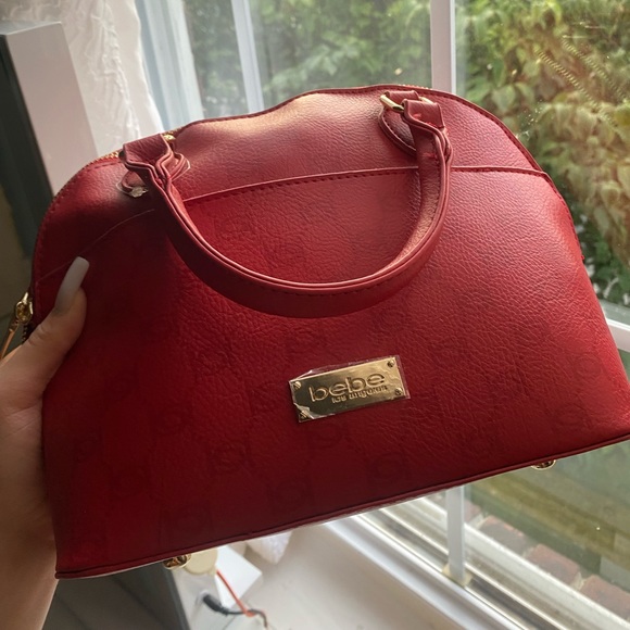 BEAUTIFUL BRIGHT RED BEBE BAG - Picture 6 of 7